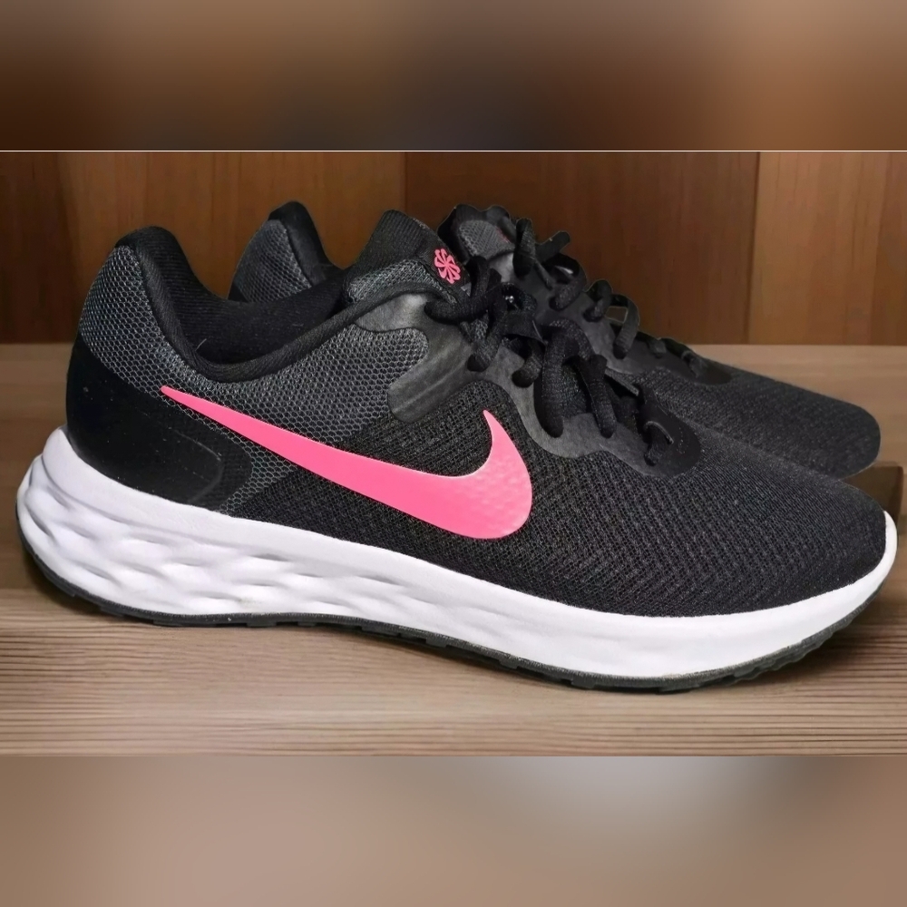 Nike Revolution 6 Running Shoes Women's 8.5 Wide Sneakers Black Pink DC9001-002